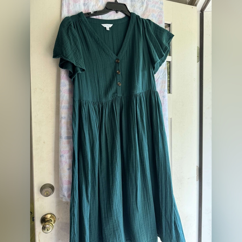 Green dress